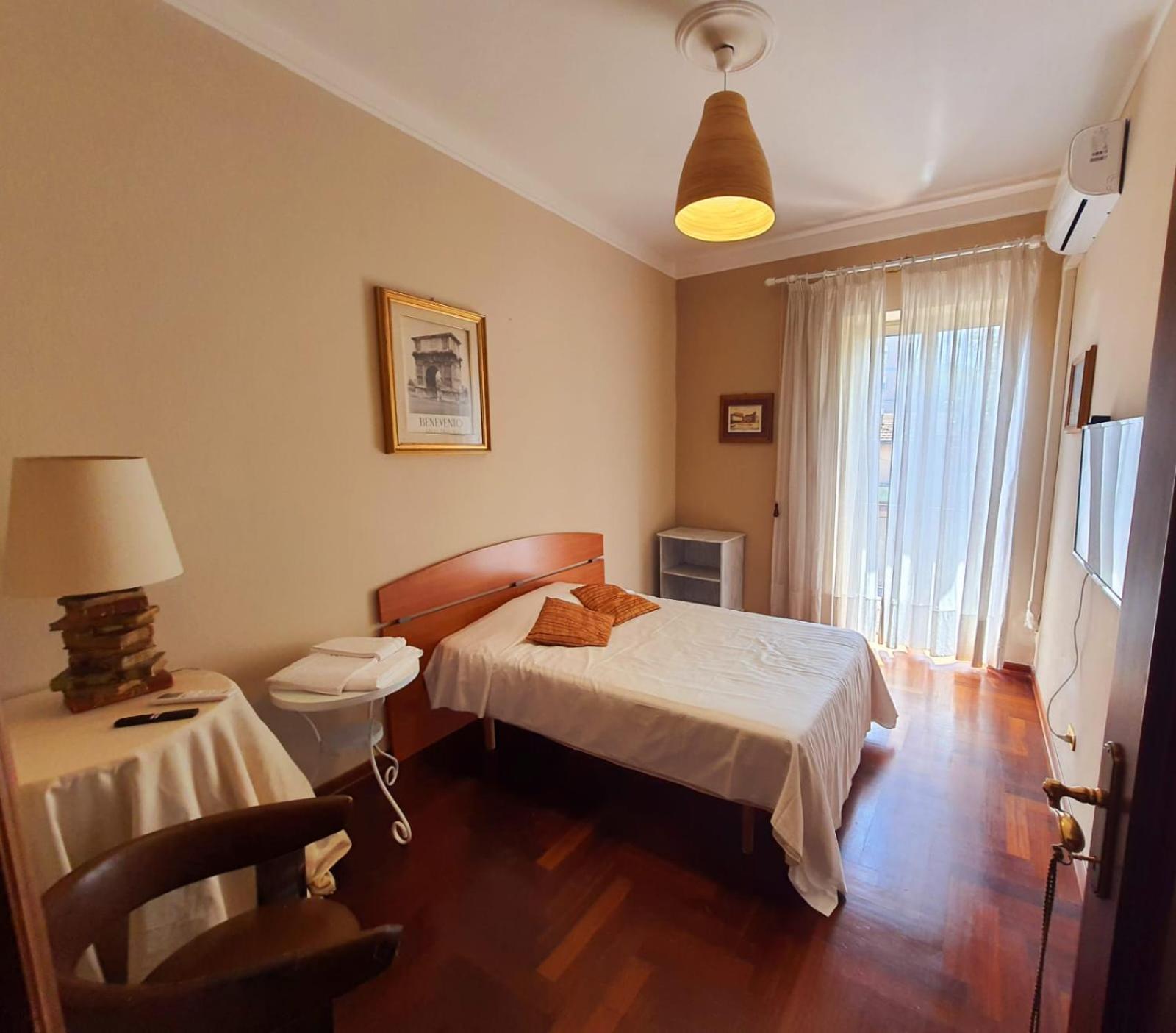 Le Stanze Dei Doria Hotel วัลมนโตเน ภายนอก รูปภาพ